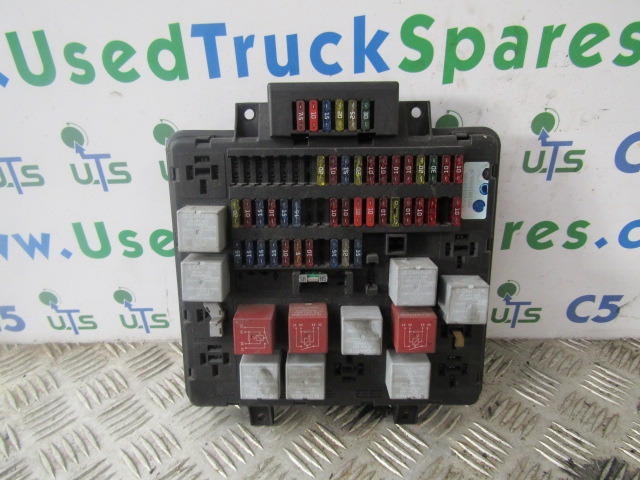 DAF CF65 FUSEBOARD 153723 110905 - Электрическая система для Грузовиков: фото 1 DAF CF65 FUSEBOARD 153723 110905 - Электрическая система для Грузовиков: фото 1