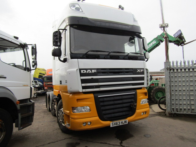 DAF XF 105 460 MANUAL 2013 ALL PARTS AVAILABLE - Грузовик: фото 1 DAF XF 105 460 MANUAL 2013 ALL PARTS AVAILABLE - Грузовик: фото 1