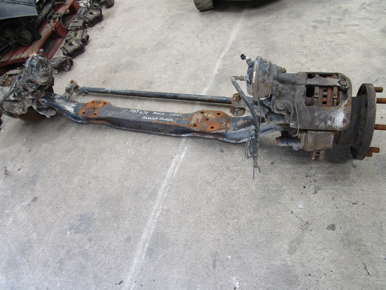 IVECO JOHNSON SWEEPER FRONT AXLE P/NO 7185472 - Ось и запчасти для Коммунальной и специальной техники: фото 1 IVECO JOHNSON SWEEPER FRONT AXLE P/NO 7185472 - Ось и запчасти для Коммунальной и специальной техники: фото 1