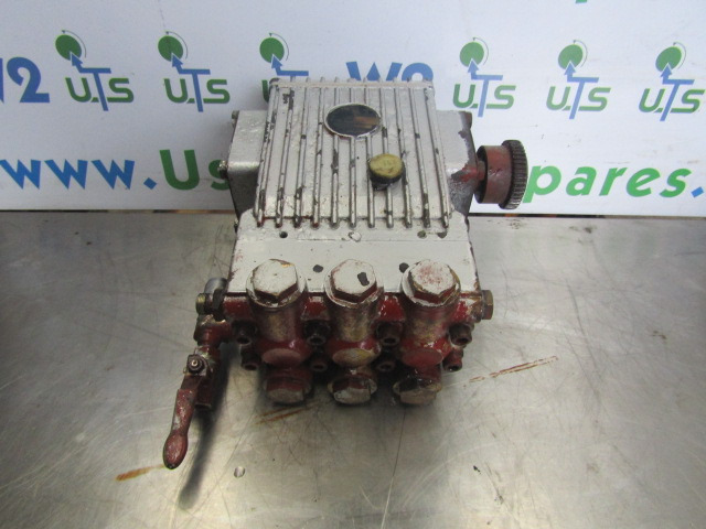JOHNSTON VT650 HIGH PRESSURE WATER JETTING PUMP - Помпа для Коммунальной и специальной техники: фото 1 JOHNSTON VT650 HIGH PRESSURE WATER JETTING PUMP - Помпа для Коммунальной и специальной техники: фото 1