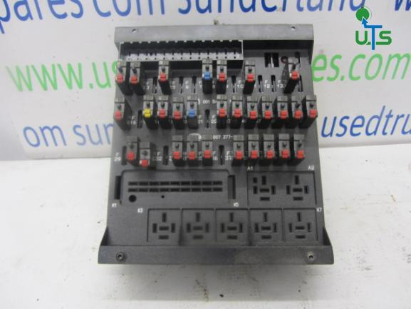 MERCEDES ATEGO 1823 FUSEBOARD P/NO 0015430615 - Электрическая система для Грузовиков: фото 1 MERCEDES ATEGO 1823 FUSEBOARD P/NO 0015430615 - Электрическая система для Грузовиков: фото 1