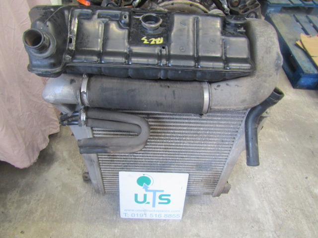 MERCEDES ATEGO 1823 RADIATOR / INTERCOOLER - Радиатор для Грузовиков: фото 2 MERCEDES ATEGO 1823 RADIATOR / INTERCOOLER - Радиатор для Грузовиков: фото 2