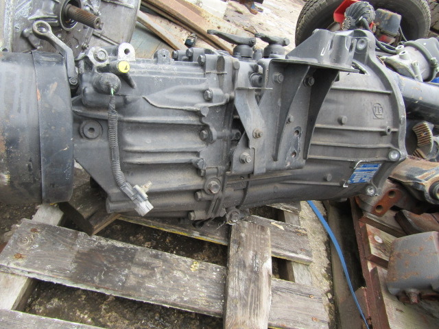MITSUBISHI FUSO 6 SPEED MANUAL ZF GEARBOX TYPE 6S 420V - Коробка передач для Грузовиков: фото 2 MITSUBISHI FUSO 6 SPEED MANUAL ZF GEARBOX TYPE 6S 420V - Коробка передач для Грузовиков: фото 2