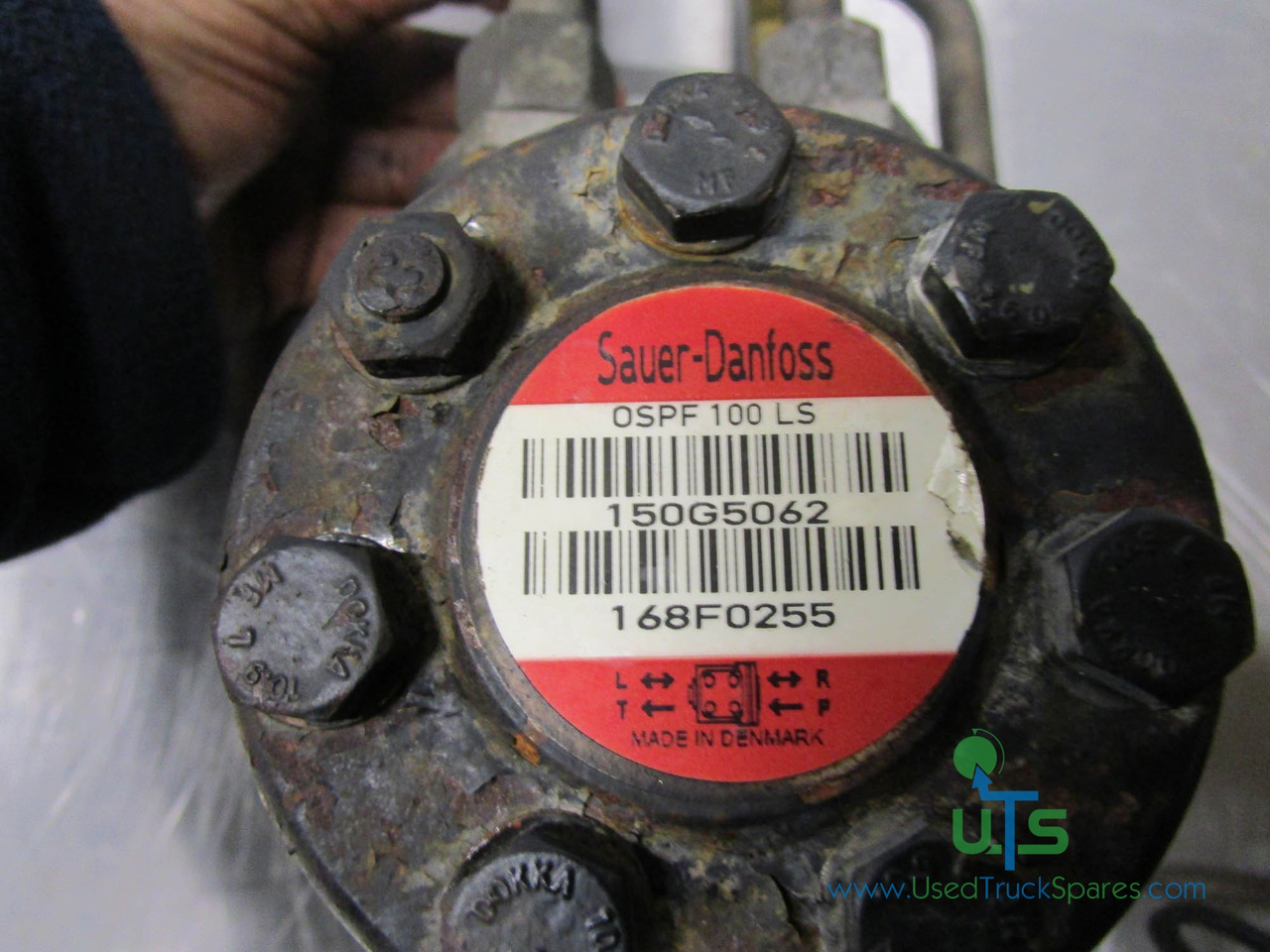 SCHMIDT SWINGO 200 POWER STEERING PUMP P/NO 150G5062 - Насос гидроусилителя для Коммунальной и специальной техники: фото 2 SCHMIDT SWINGO 200 POWER STEERING PUMP P/NO 150G5062 - Насос гидроусилителя для Коммунальной и специальной техники: фото 2