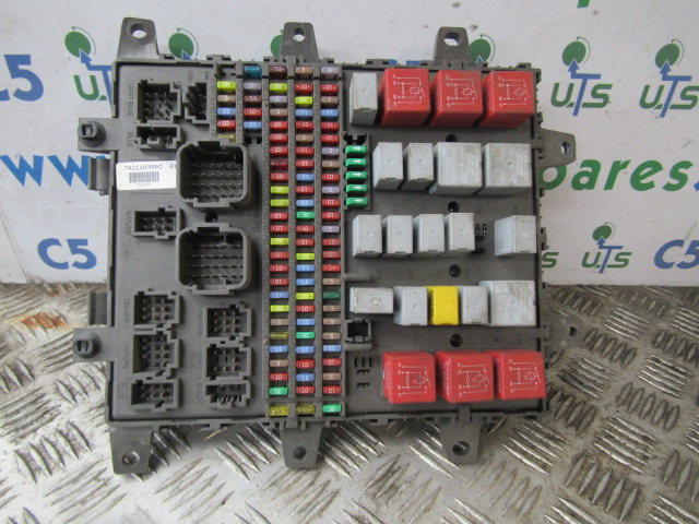 VOLVO FE FUSEBOARD COMPLETE P/NO 518849401 - Электрическая система для Грузовиков: фото 1 VOLVO FE FUSEBOARD COMPLETE P/NO 518849401 - Электрическая система для Грузовиков: фото 1