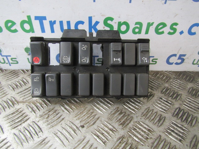 VOLVO FE SWITCH BOARD CLUSTER COMPLETE - Электрическая система для Грузовиков: фото 1 VOLVO FE SWITCH BOARD CLUSTER COMPLETE - Электрическая система для Грузовиков: фото 1