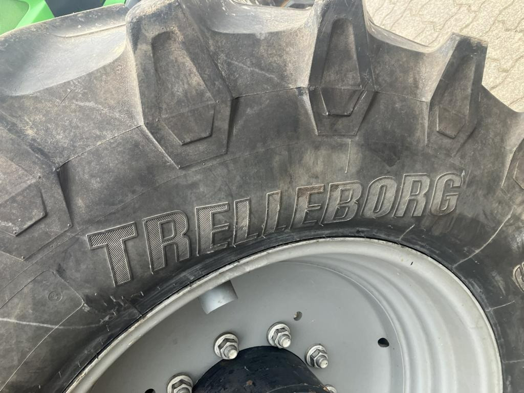 Deutz AGROTRON 6215 - Трактор: фото 4 Deutz AGROTRON 6215 - Трактор: фото 4