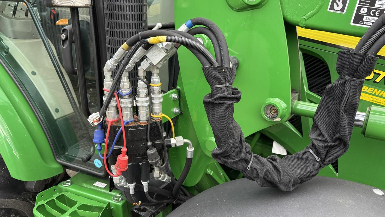 John Deere 5075E STUFE V - Трактор: фото 4 John Deere 5075E STUFE V - Трактор: фото 4
