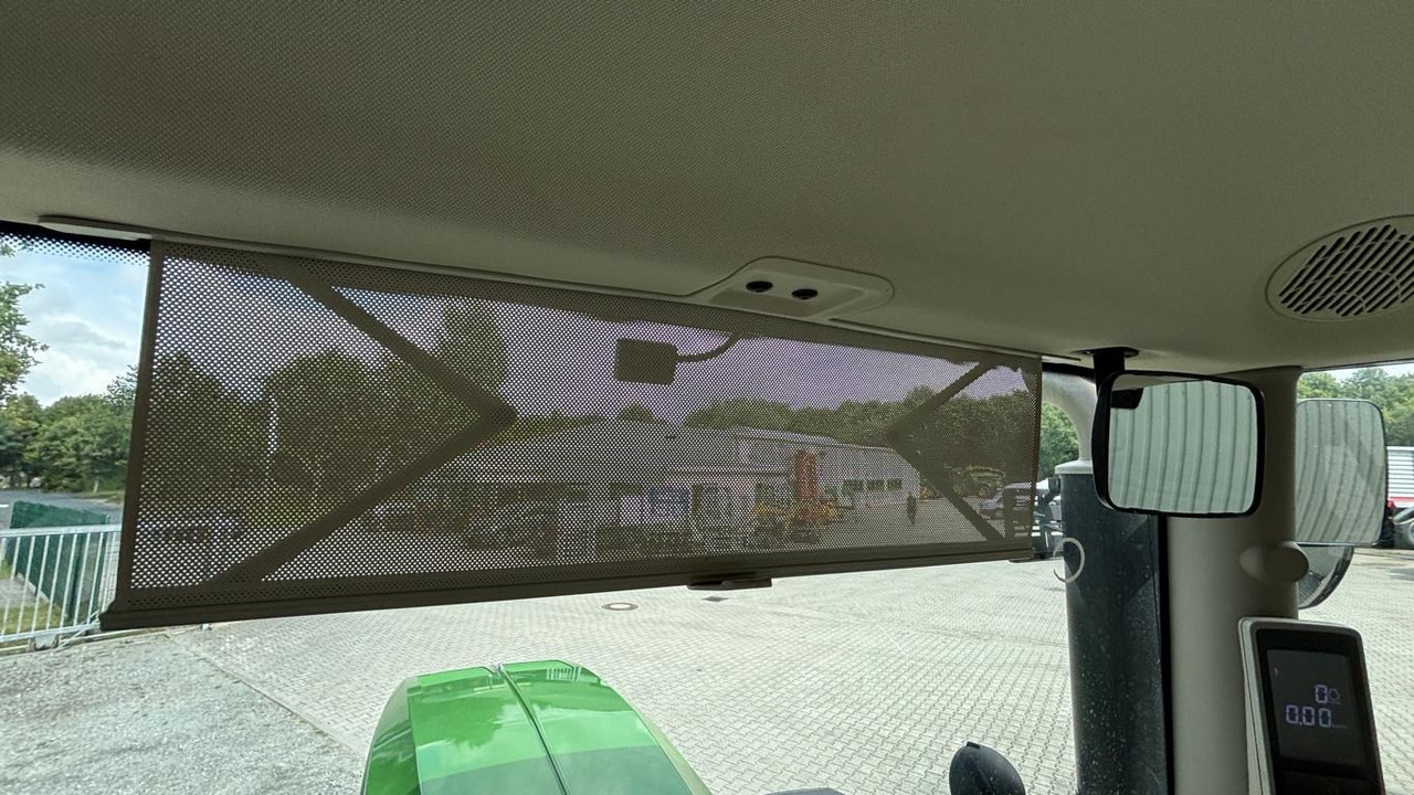 Трактор John Deere 6R195: фото 6 Трактор John Deere 6R195: фото 6