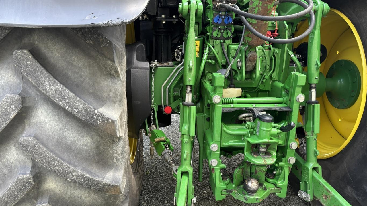 Трактор John Deere 6R195: фото 16 Трактор John Deere 6R195: фото 16