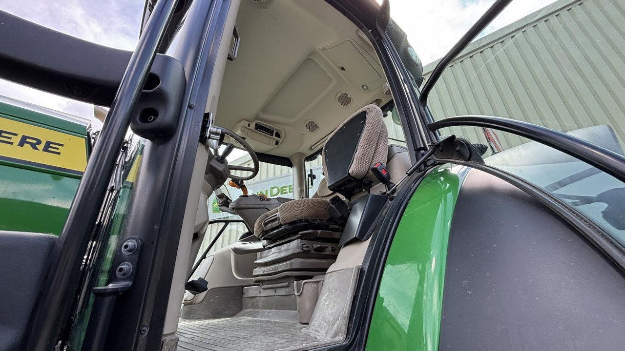 Трактор John Deere 6R195: фото 14 Трактор John Deere 6R195: фото 14