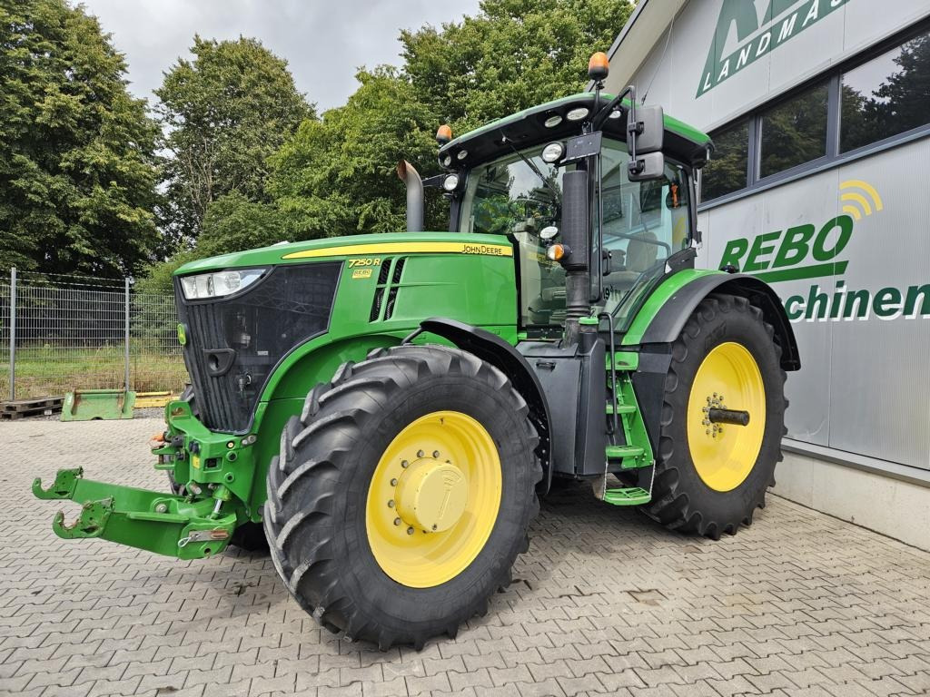 John Deere 7250R - Трактор: фото 1 John Deere 7250R - Трактор: фото 1