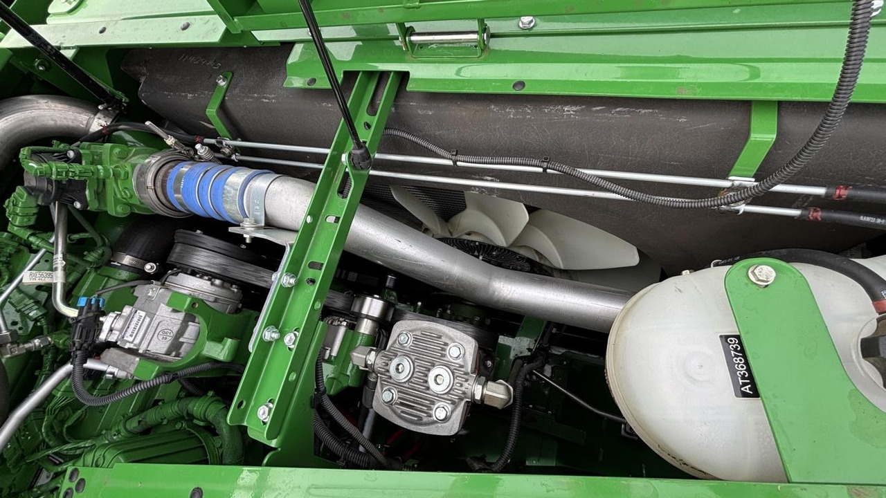 John Deere MÄHDRESCHER T5700 MY25 в лизинг John Deere MÄHDRESCHER T5700 MY25: фото 17 John Deere MÄHDRESCHER T5700 MY25 в лизинг John Deere MÄHDRESCHER T5700 MY25: фото 17