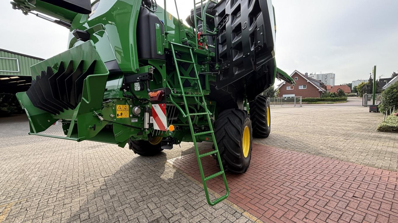 John Deere MÄHDRESCHER T5700 MY25 в лизинг John Deere MÄHDRESCHER T5700 MY25: фото 20 John Deere MÄHDRESCHER T5700 MY25 в лизинг John Deere MÄHDRESCHER T5700 MY25: фото 20