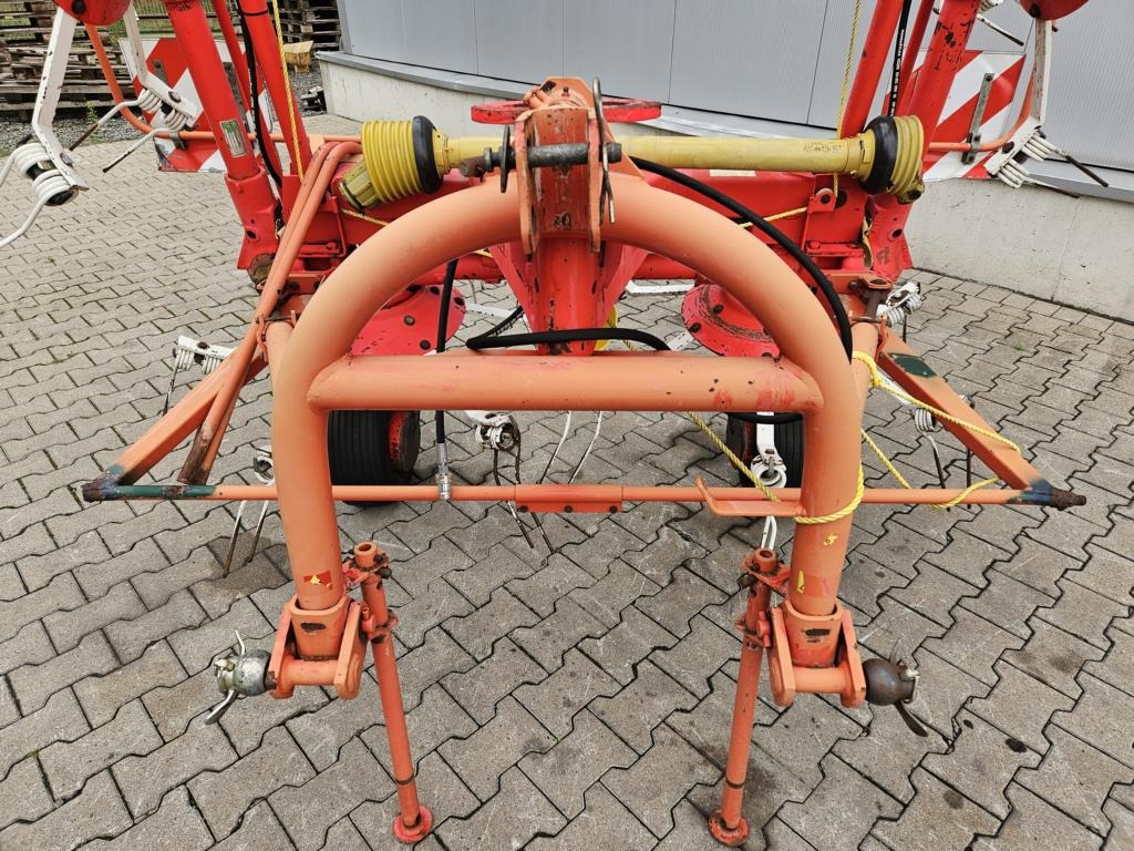 Pöttinger HIT 69 N-Z - Сеноворошилка: фото 2 Pöttinger HIT 69 N-Z - Сеноворошилка: фото 2