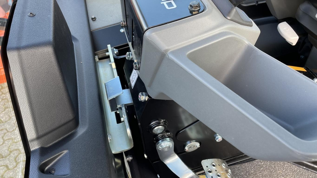 Wacker DV 90 - Самосвал: фото 2 Wacker DV 90 - Самосвал: фото 2