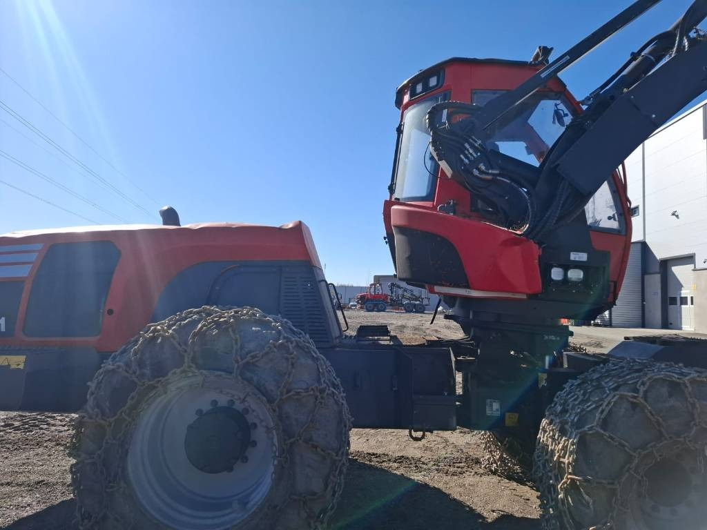 Komatsu 911 - Харвестер: фото 2 Komatsu 911 - Харвестер: фото 2