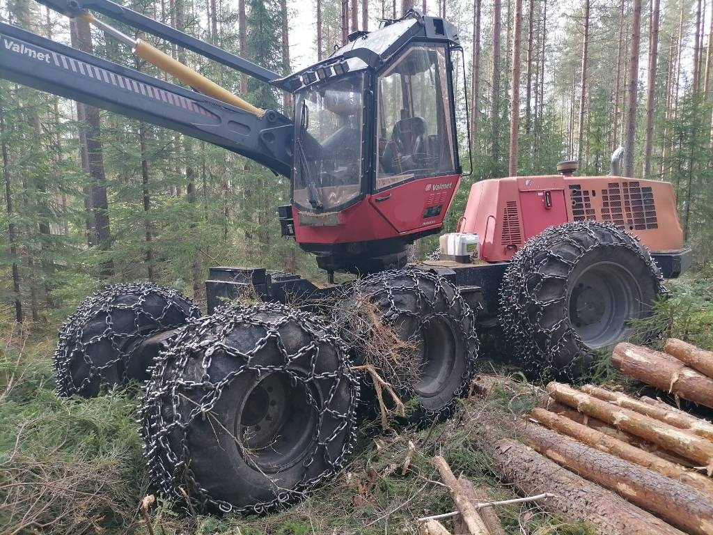 Valmet 911.3 - Харвестер: фото 1 Valmet 911.3 - Харвестер: фото 1