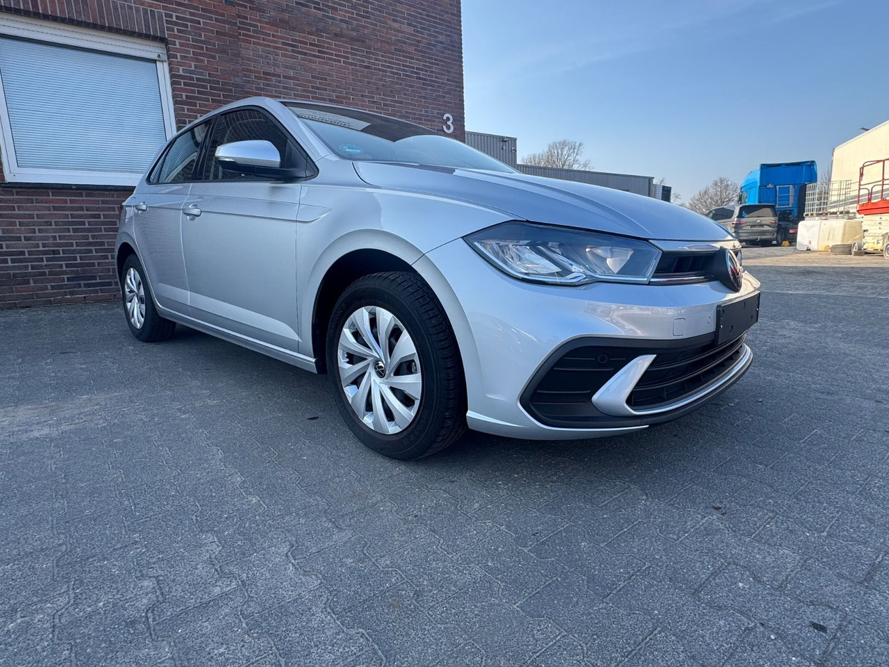 Volkswagen Polo Life 1.0 TSI 70kW 5-Gang 10.000 KM - Легковой автомобиль: фото 2 Volkswagen Polo Life 1.0 TSI 70kW 5-Gang 10.000 KM - Легковой автомобиль: фото 2