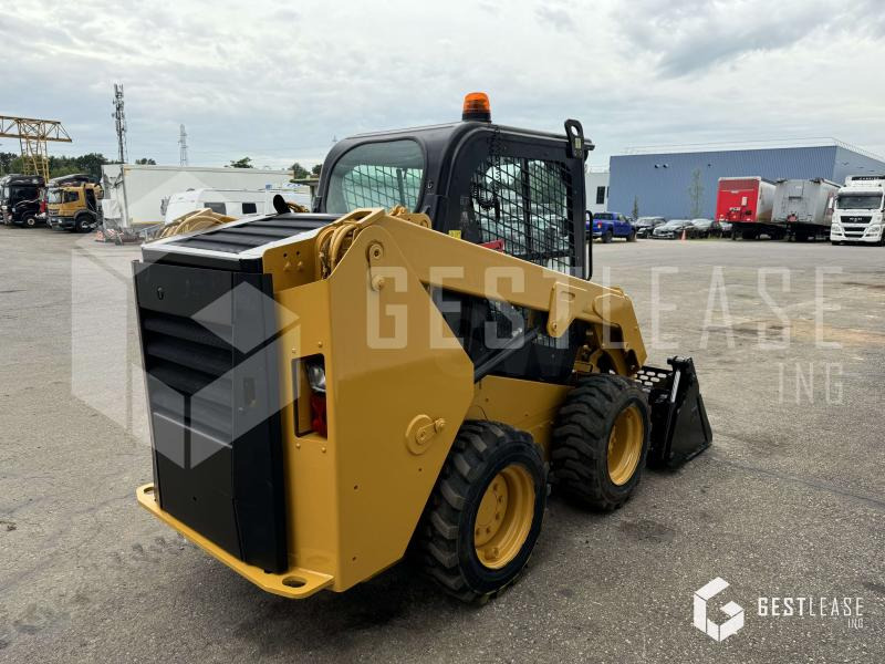 Caterpillar 236D - Мини-погрузчик с бортовым поворотом: фото 3 Caterpillar 236D - Мини-погрузчик с бортовым поворотом: фото 3