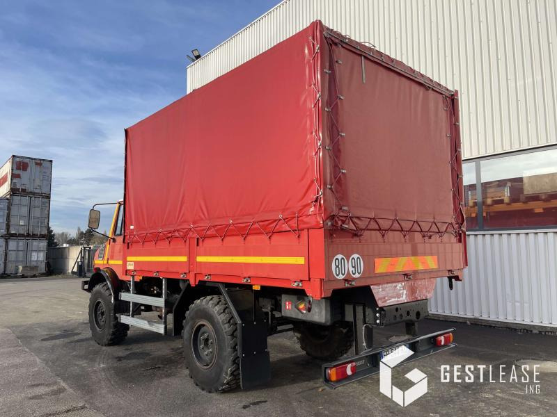 Mercedes UNIMOG 1550 L - Тентованный грузовик: фото 2 Mercedes UNIMOG 1550 L - Тентованный грузовик: фото 2
