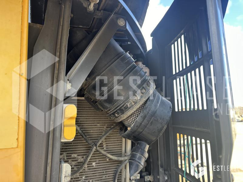 Volvo ECR145 EL - Гусеничный экскаватор: фото 4 Volvo ECR145 EL - Гусеничный экскаватор: фото 4