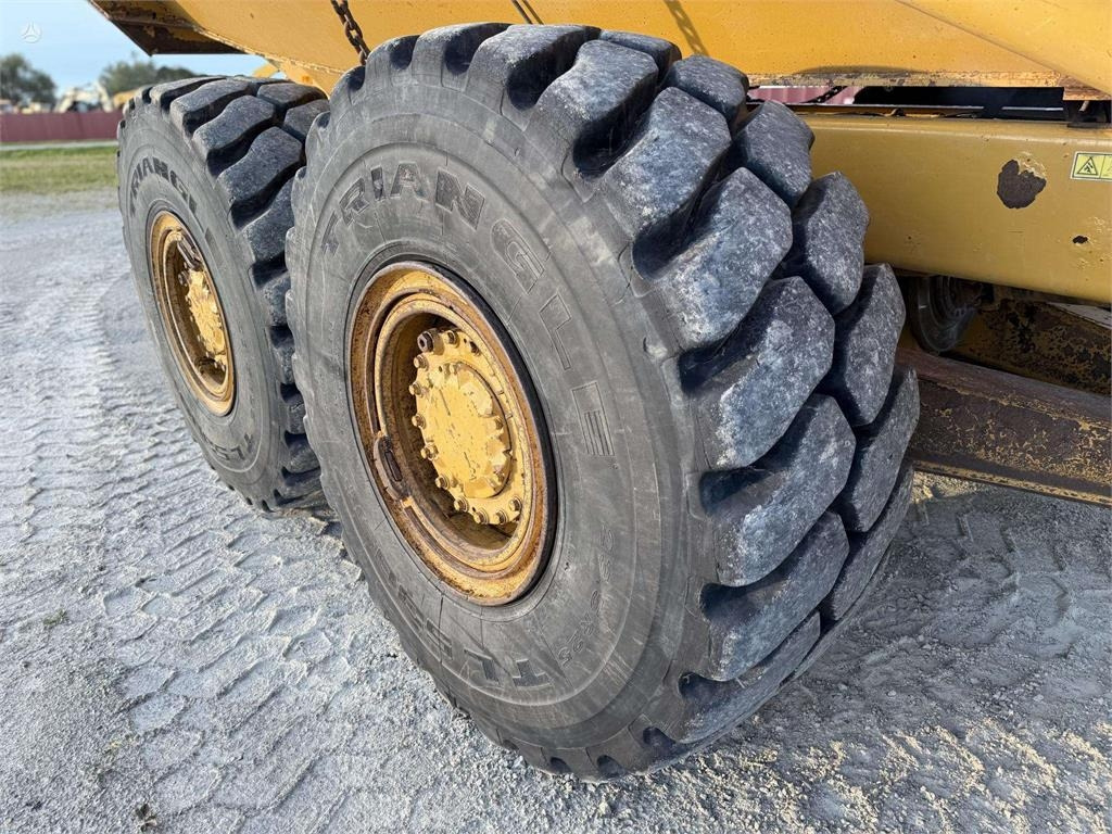 Сочленённый самосвал CAT 730: фото 22