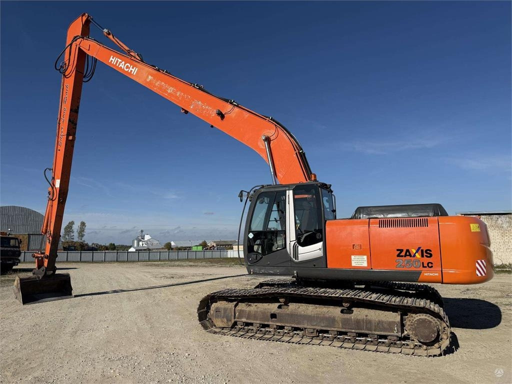 Hitachi ZX 250 LC-3 , 21 M , 800 mm - Гусеничный экскаватор: фото 2 Hitachi ZX 250 LC-3 , 21 M , 800 mm - Гусеничный экскаватор: фото 2