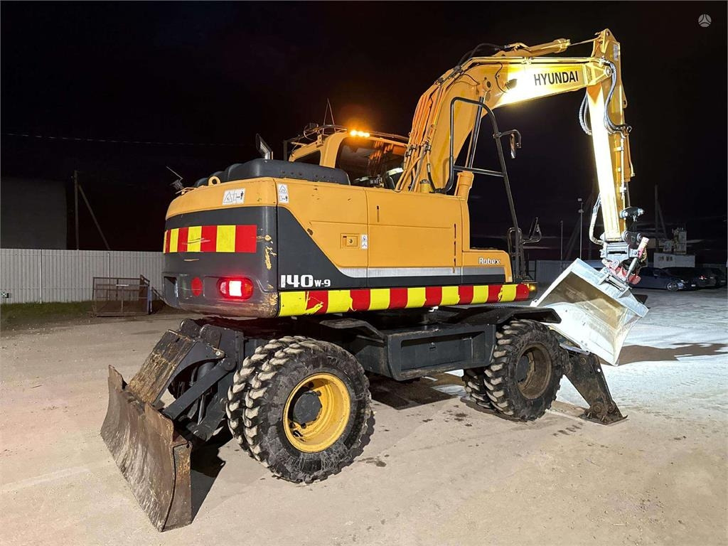 Hyundai Robex 140 W-9 ROTOTILT - Колёсный экскаватор: фото 4 Hyundai Robex 140 W-9 ROTOTILT - Колёсный экскаватор: фото 4