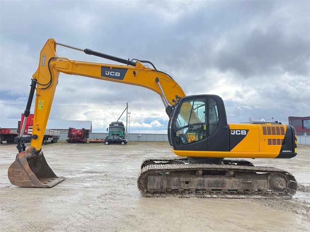 JCB JS 220 LC - Гусеничный экскаватор: фото 3 JCB JS 220 LC - Гусеничный экскаватор: фото 3