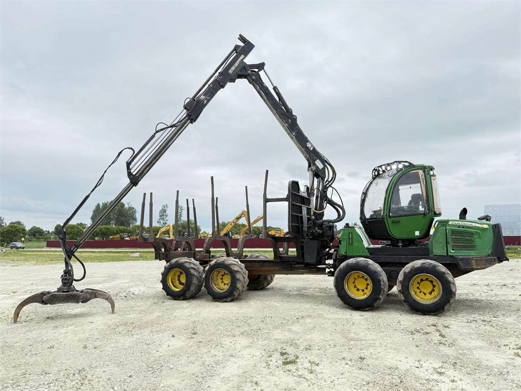 John Deere 1010 E , CF510 10 meter - Форвардер: фото 1 John Deere 1010 E , CF510 10 meter - Форвардер: фото 1