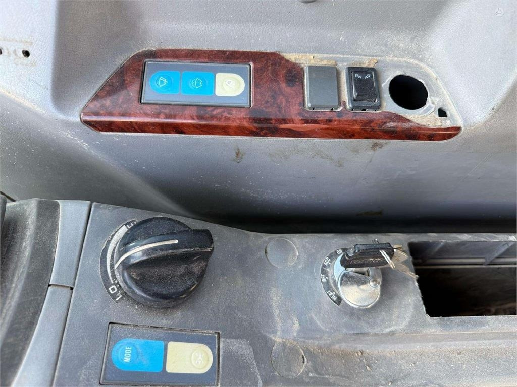 Гусеничный экскаватор Kobelco SK 250 NLC-6 FOR SPARE PARTS: фото 17