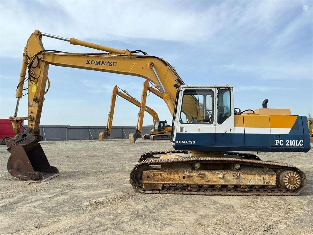 Komatsu PC 210 LC-5 - Гусеничный экскаватор: фото 2 Komatsu PC 210 LC-5 - Гусеничный экскаватор: фото 2