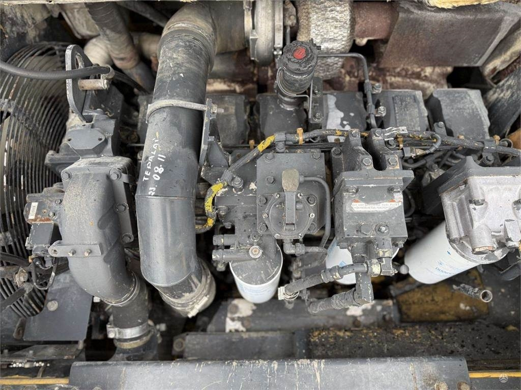 Гусеничный экскаватор Komatsu PC 450 LC-7: фото 8