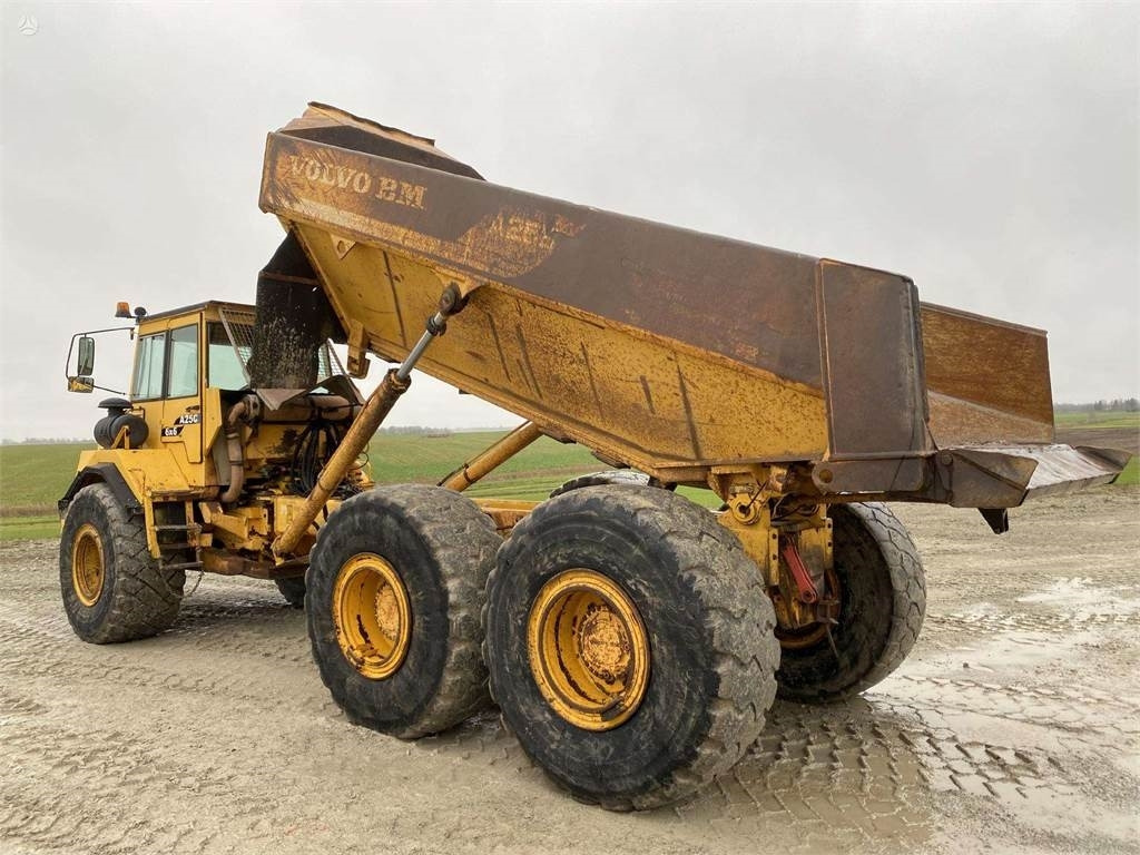 Volvo A25C , Nr.2 - Сочленённый самосвал: фото 5 Volvo A25C , Nr.2 - Сочленённый самосвал: фото 5