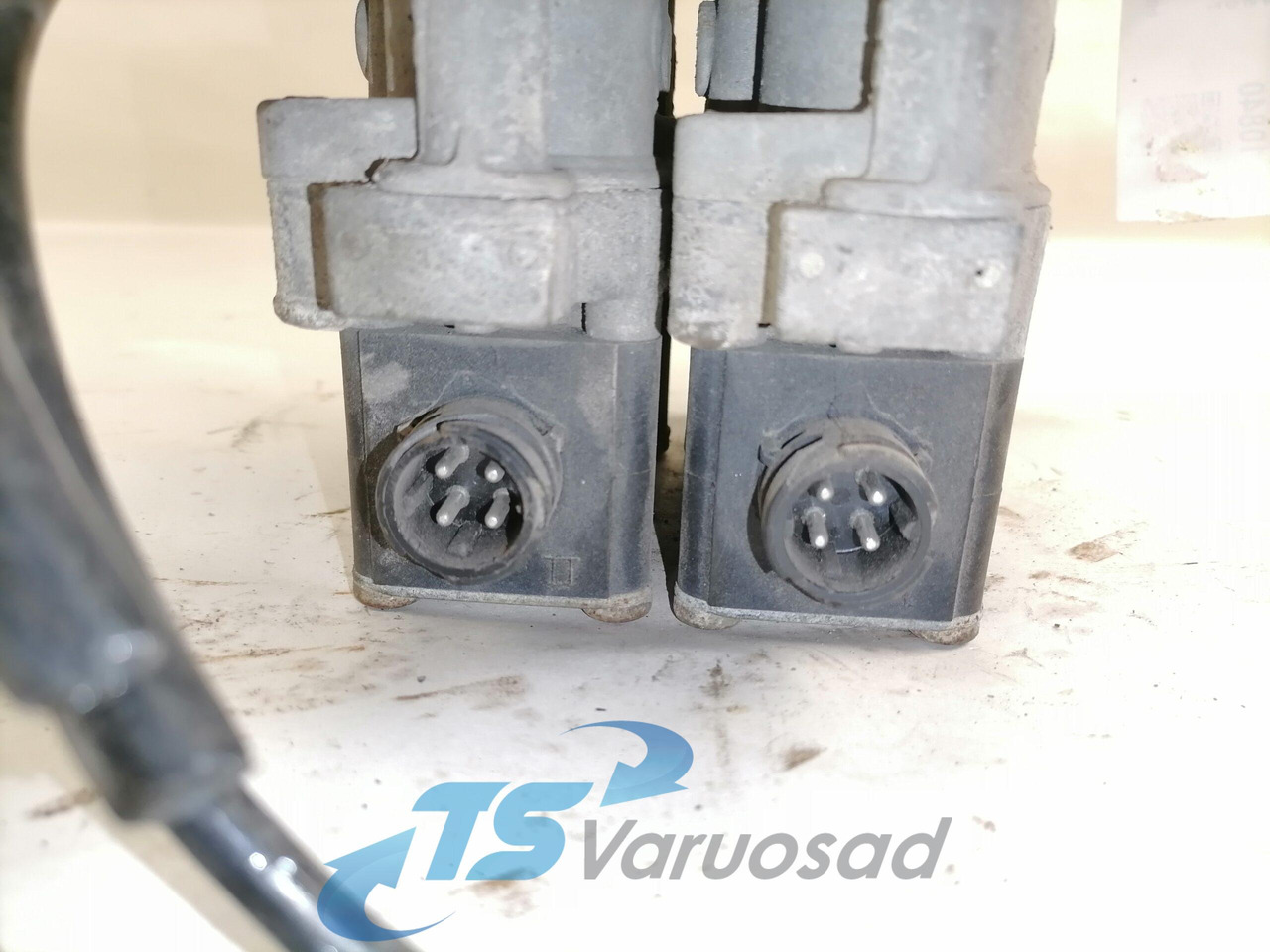 MAN Air suspension control valve, ECAS 4729051110 - Тормозной клапан для Грузовиков: фото 3 MAN Air suspension control valve, ECAS 4729051110 - Тормозной клапан для Грузовиков: фото 3