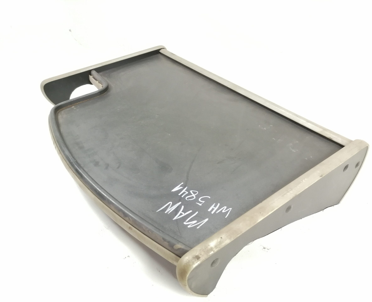 MAN Armatuurlaua pealne lisalaud - Универсальная запчасть для Грузовиков: фото 2 MAN Armatuurlaua pealne lisalaud - Универсальная запчасть для Грузовиков: фото 2