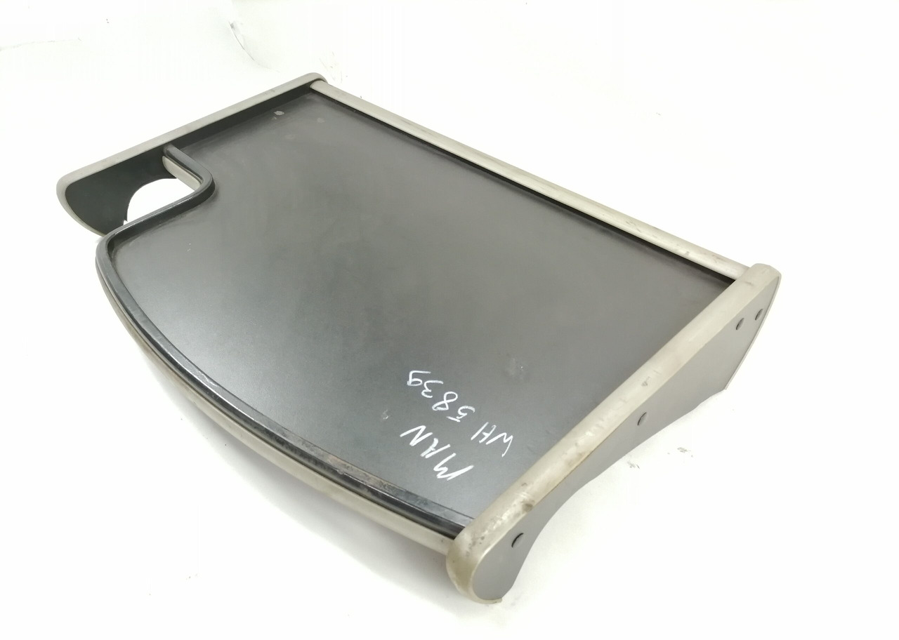 MAN Armatuurlaua pealne lisalaud - Универсальная запчасть для Грузовиков: фото 2 MAN Armatuurlaua pealne lisalaud - Универсальная запчасть для Грузовиков: фото 2