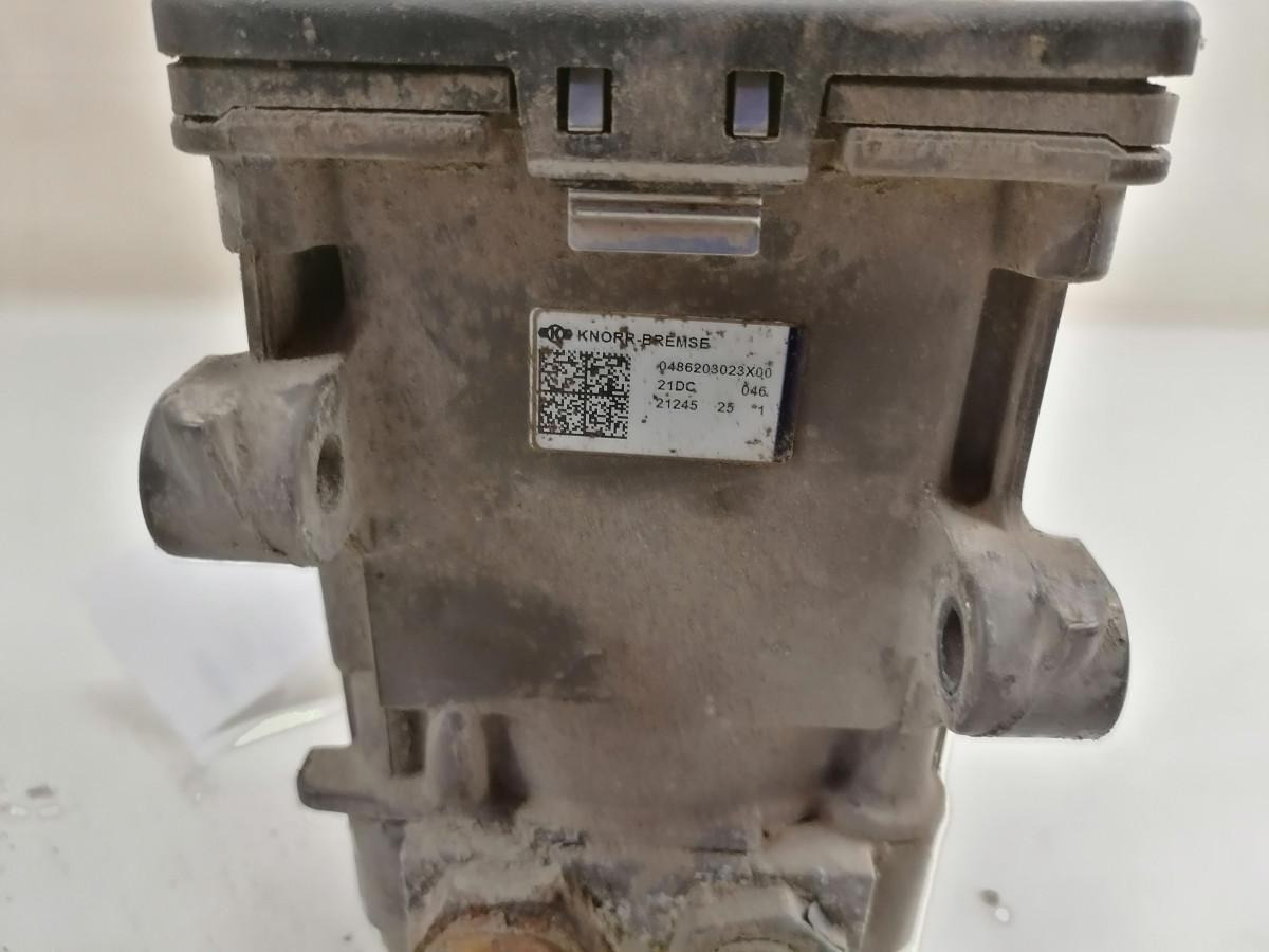 MAN EBS brake valve 0486203023 - Тормозной клапан для Грузовиков: фото 2 MAN EBS brake valve 0486203023 - Тормозной клапан для Грузовиков: фото 2