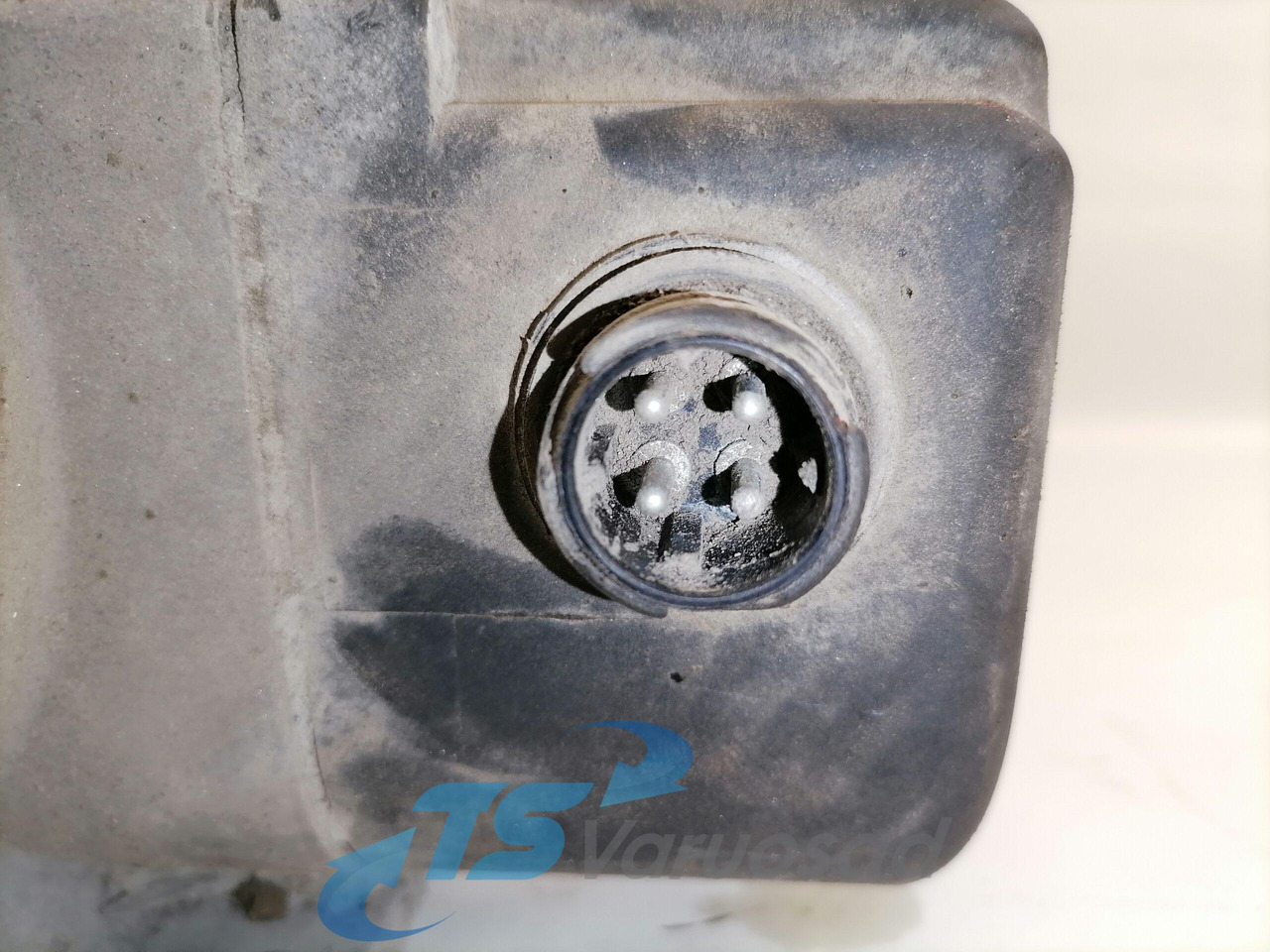 MAN Keskmäärde pump 81491016066 - Универсальная запчасть для Грузовиков: фото 4 MAN Keskmäärde pump 81491016066 - Универсальная запчасть для Грузовиков: фото 4