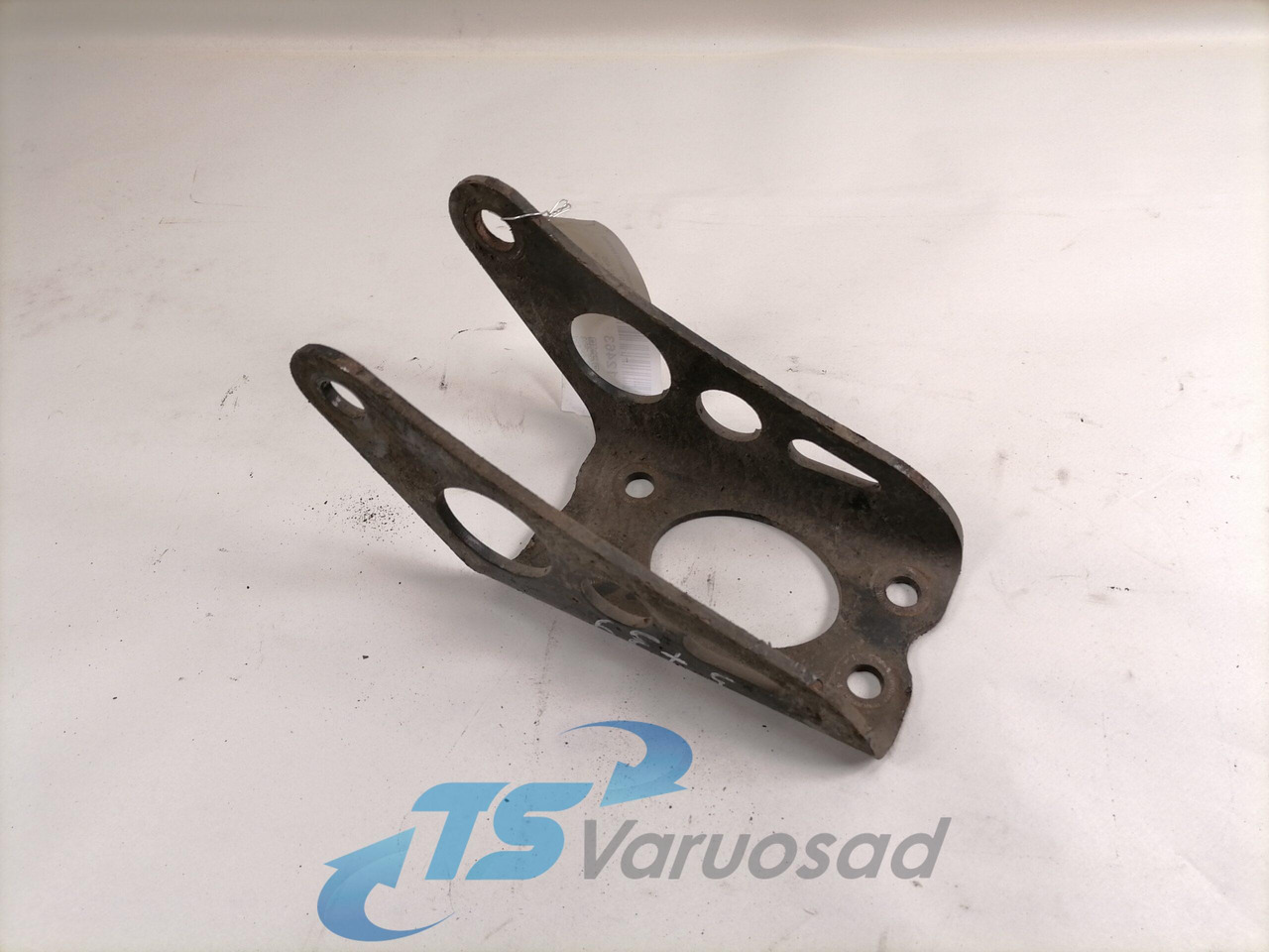 MAN Shock absorber mounting 81437400195 - Подвеска для Грузовиков: фото 1 MAN Shock absorber mounting 81437400195 - Подвеска для Грузовиков: фото 1