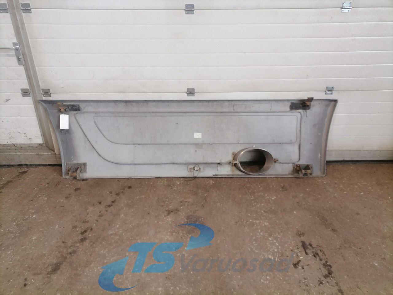 Mercedes-Benz Air deflector A9345202022 - Аэродинамика/ Спойлеры для Грузовиков: фото 2 Mercedes-Benz Air deflector A9345202022 - Аэродинамика/ Спойлеры для Грузовиков: фото 2