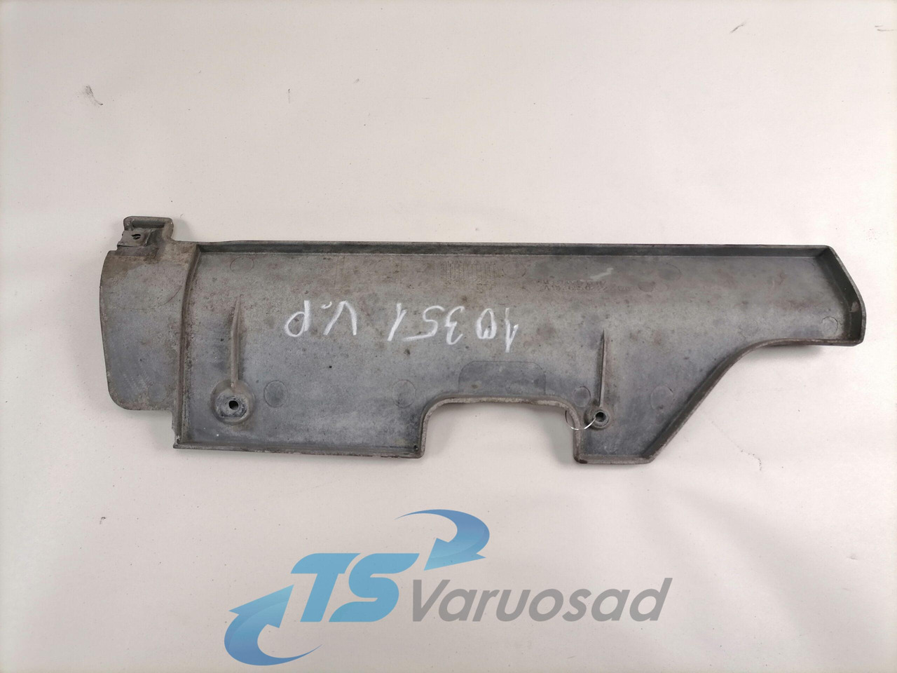 Mercedes-Benz Plastikdetail A9438850222 - Аэродинамика/ Спойлеры для Грузовиков: фото 2 Mercedes-Benz Plastikdetail A9438850222 - Аэродинамика/ Спойлеры для Грузовиков: фото 2