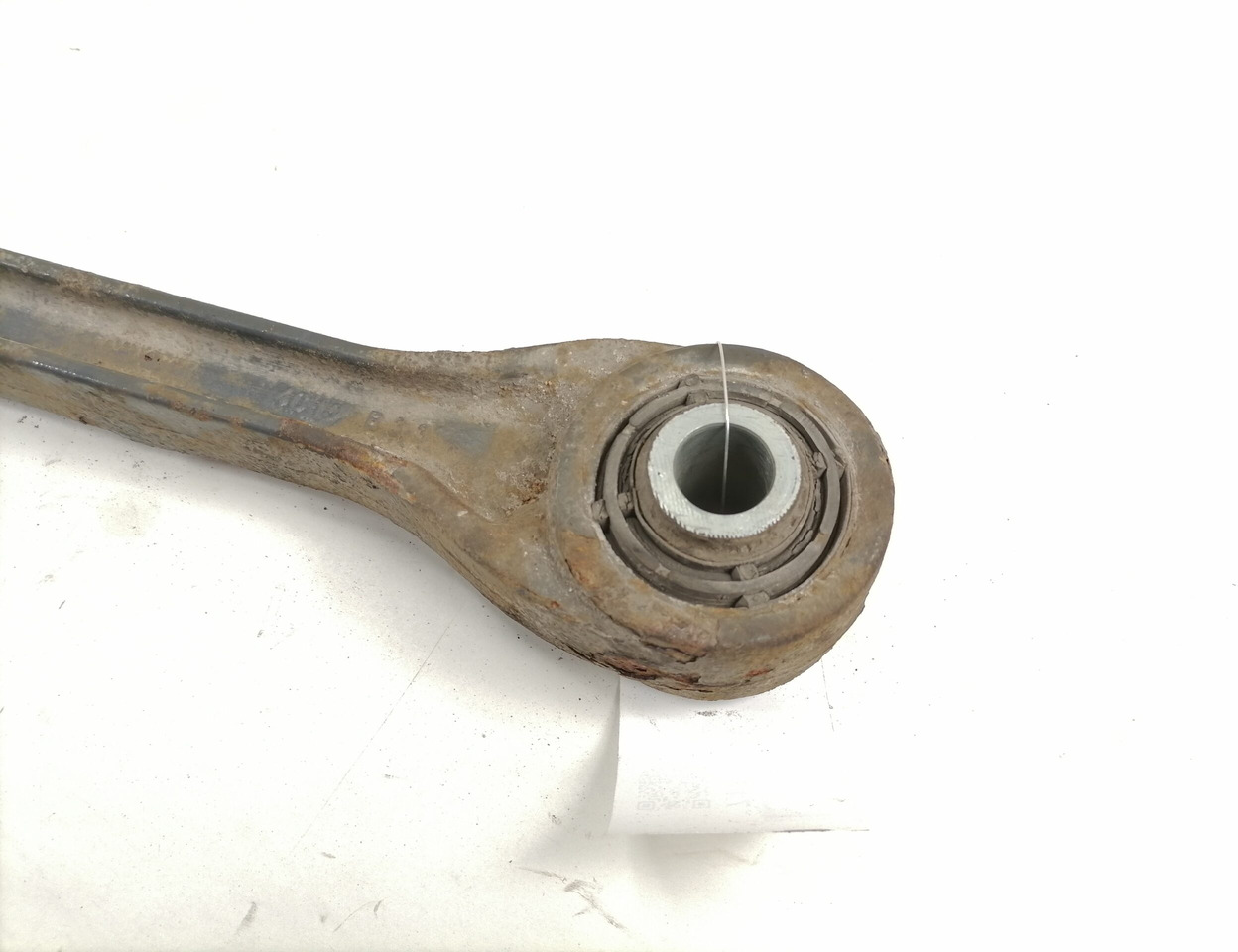 Mercedes-Benz Torque rod A9603300311 - Ось и запчасти для Грузовиков: фото 2 Mercedes-Benz Torque rod A9603300311 - Ось и запчасти для Грузовиков: фото 2