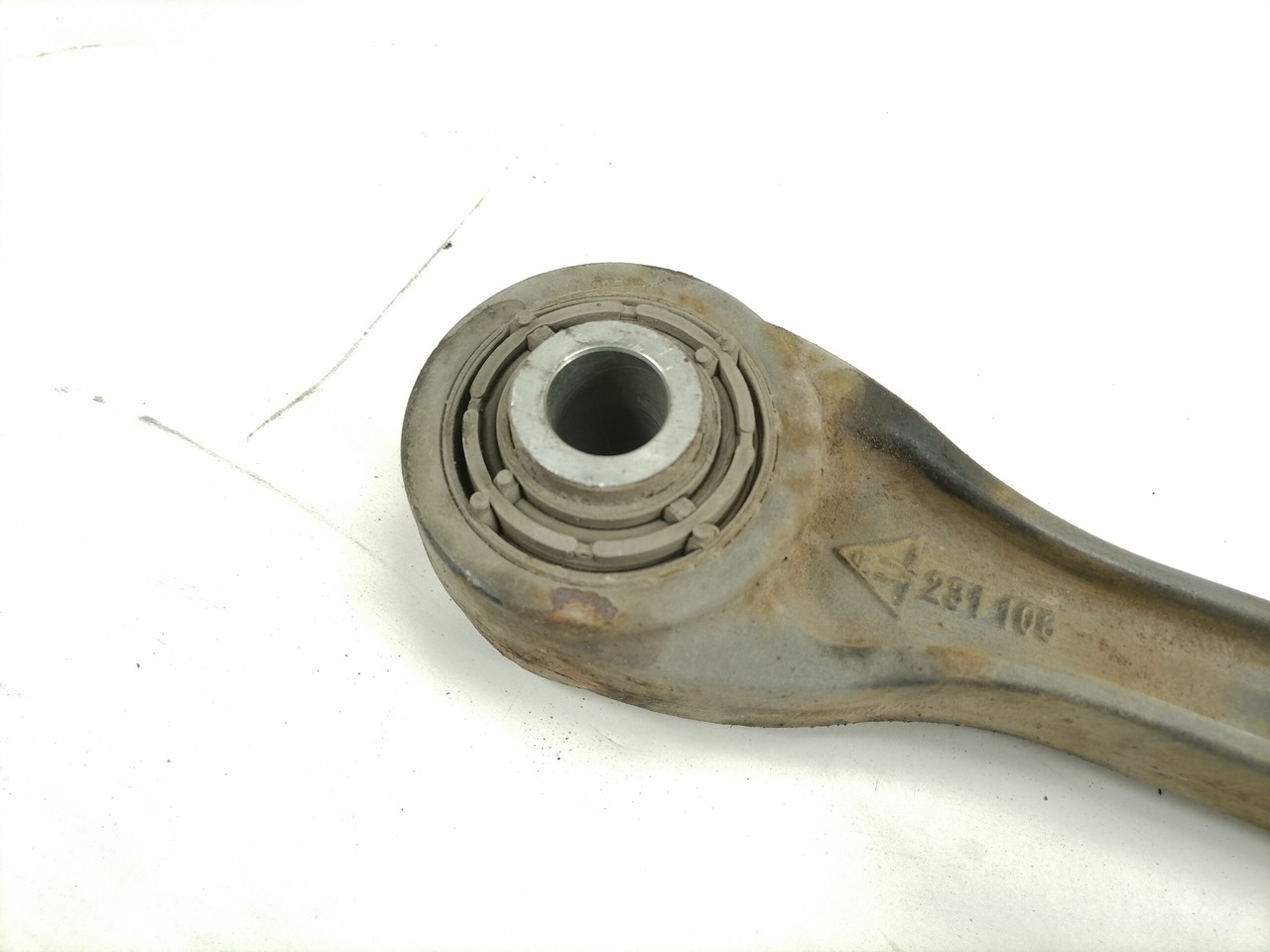 Mercedes-Benz Torque rod A9603300311 - Ось и запчасти для Грузовиков: фото 4 Mercedes-Benz Torque rod A9603300311 - Ось и запчасти для Грузовиков: фото 4