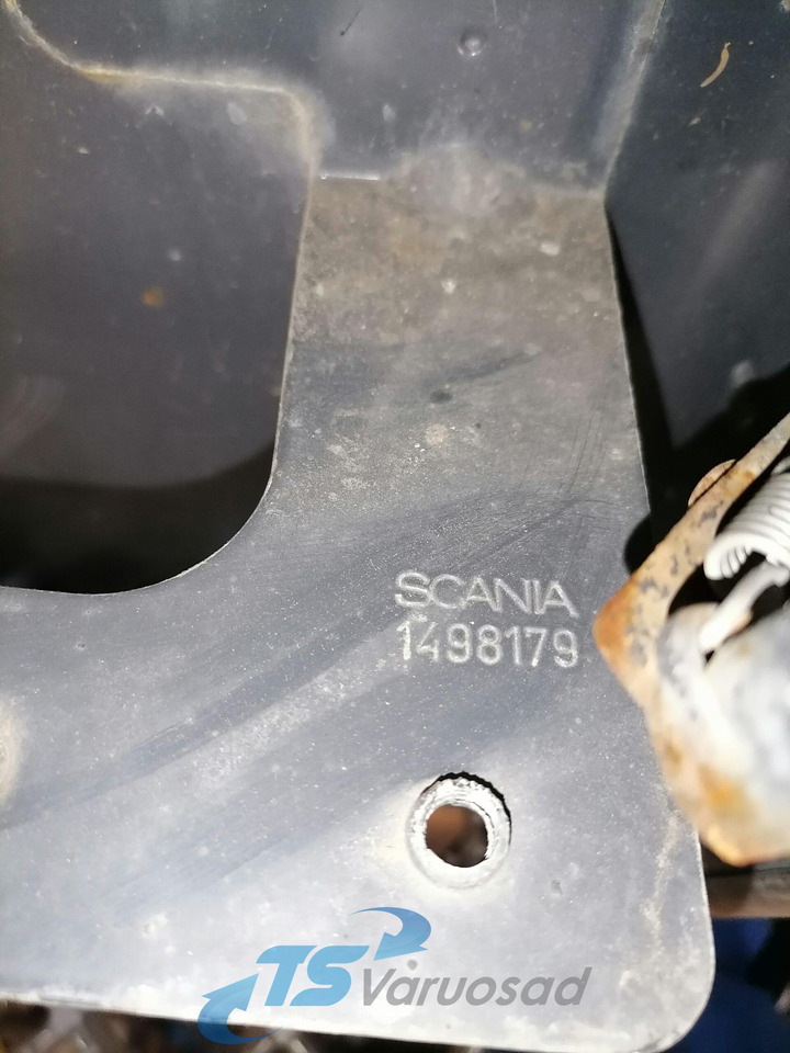 Scania Astmelaua u-plekk, vasak 1498179 - Боковая подножка для Грузовиков: фото 4 Scania Astmelaua u-plekk, vasak 1498179 - Боковая подножка для Грузовиков: фото 4