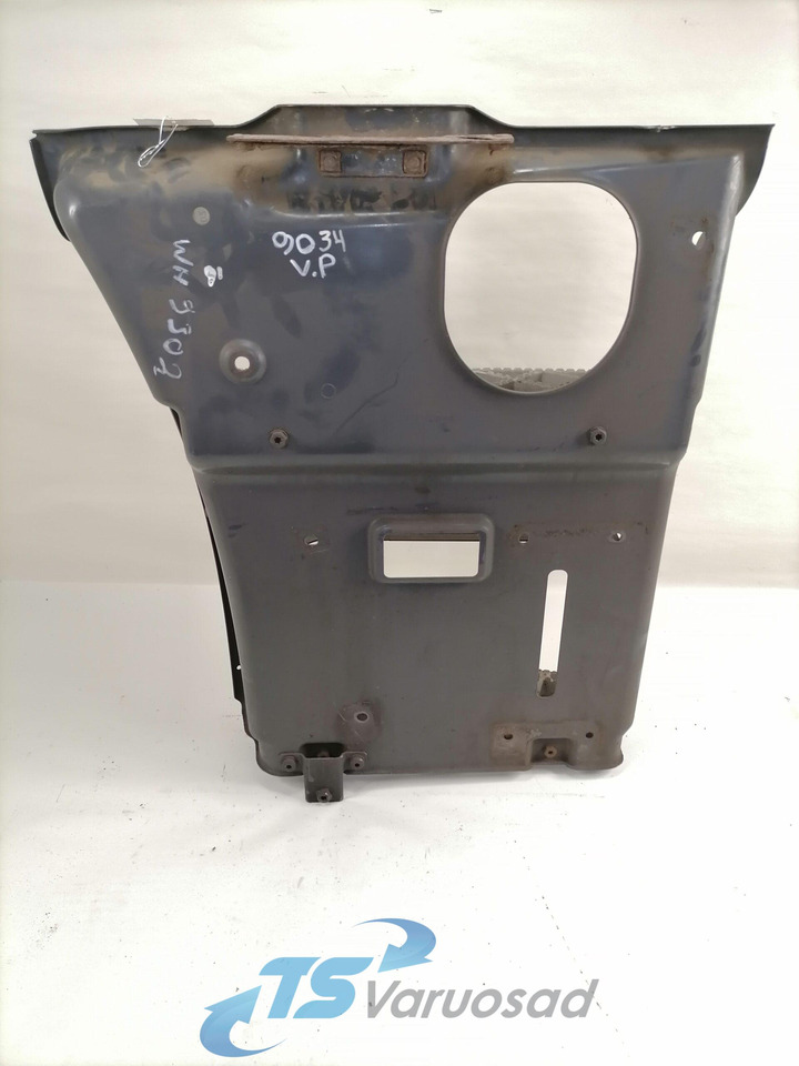 Scania Astmelaua u-plekk, vasak 1854227 - Боковая подножка для Грузовиков: фото 4 Scania Astmelaua u-plekk, vasak 1854227 - Боковая подножка для Грузовиков: фото 4