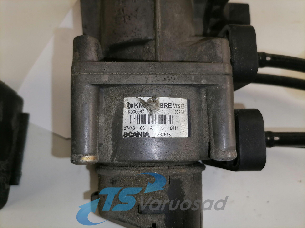 Scania Brake pressure control 1867518 - Тормозной клапан для Грузовиков: фото 2 Scania Brake pressure control 1867518 - Тормозной клапан для Грузовиков: фото 2