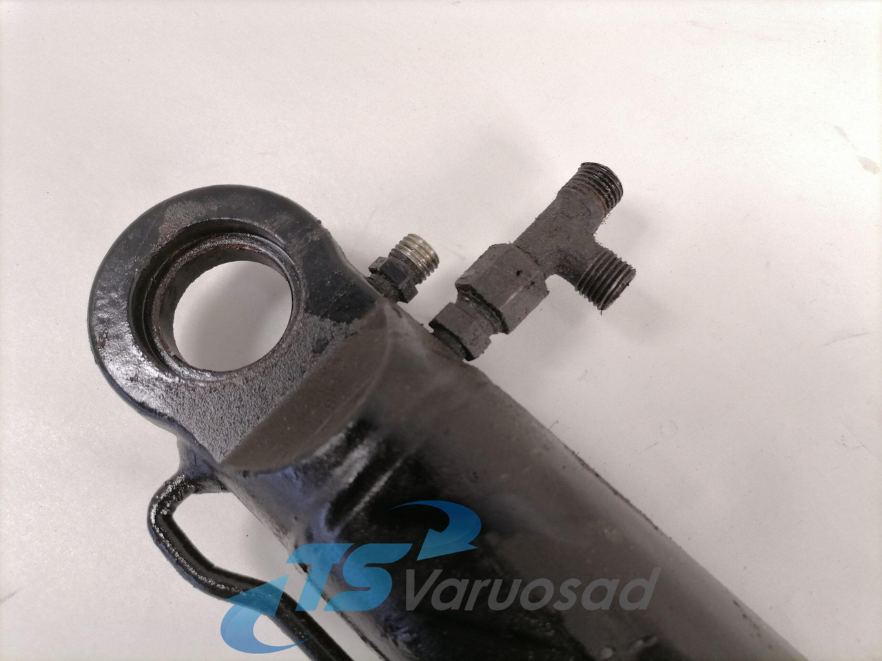 Scania Cab tilting cylinder 1938630 - Подвеска кабины для Грузовиков: фото 2 Scania Cab tilting cylinder 1938630 - Подвеска кабины для Грузовиков: фото 2