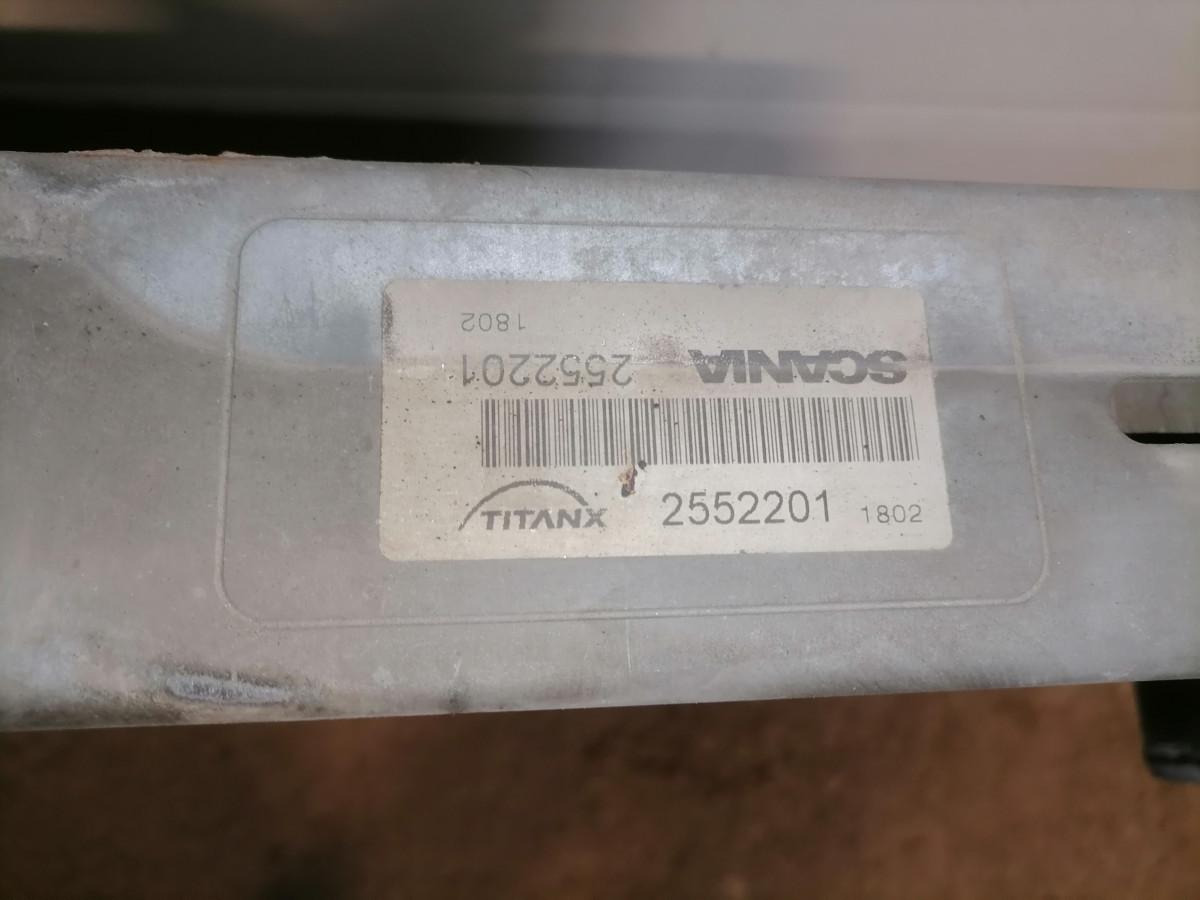 Scania Cooling radiator 2552201 - Радиатор для Грузовиков: фото 3 Scania Cooling radiator 2552201 - Радиатор для Грузовиков: фото 3